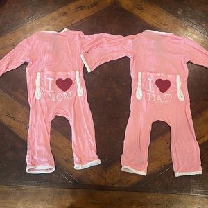 Mom and Dad Kickee Pants 6-9 Months